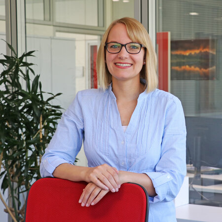 Céline Schweizer, Employée HR 